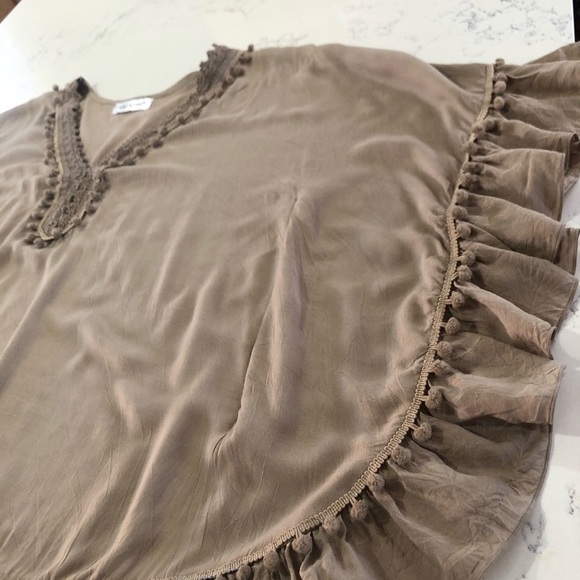 BALI QUEEN relax blouse V-neck tunic, boho tan - Picture 11 of 12